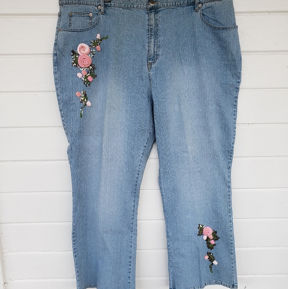 Denim 24/7 Denim - Rose Embellished Floral Denim 24/7 Jeans 28W